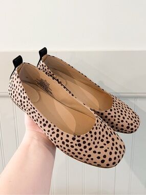 Universal Thread Leopard-Print Ballet Flats in Beige and Black